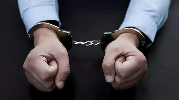 央视曝光新型电诈套路:百万扶贫款设圈套,诱导老人斥资20万跨省购金沦为洗钱工具人