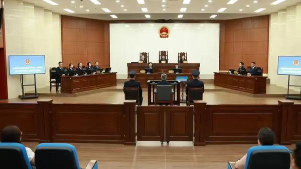 国家发改委原副主任徐宪平受贿案一审宣判 获刑十五年