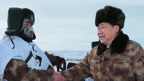 心系基层暖兵心 统帅深情砺强军