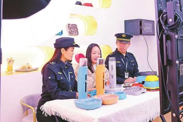 新型网购陷阱层出不穷 普通消费者维权依旧难上加难