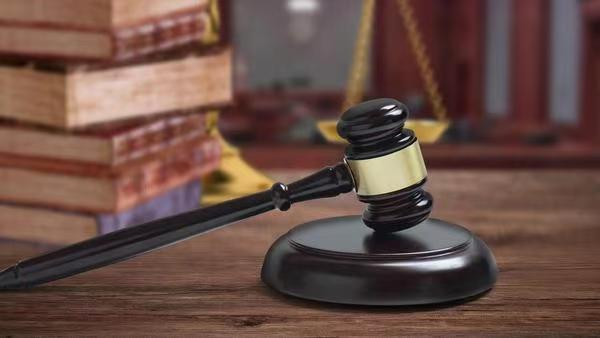 典型案例:租户亲属屋内跳楼致房屋贬值,租客被判赔偿房主10万元